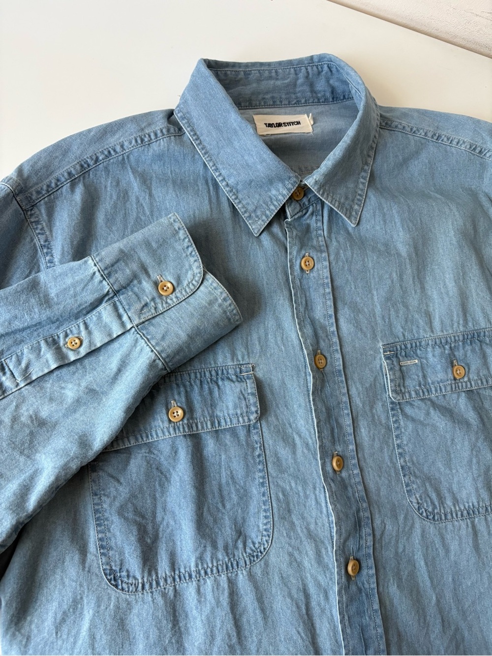 Taylor Stitch Men 42 Large Light Indigo Chambray Organic Cotton Utility Shirt